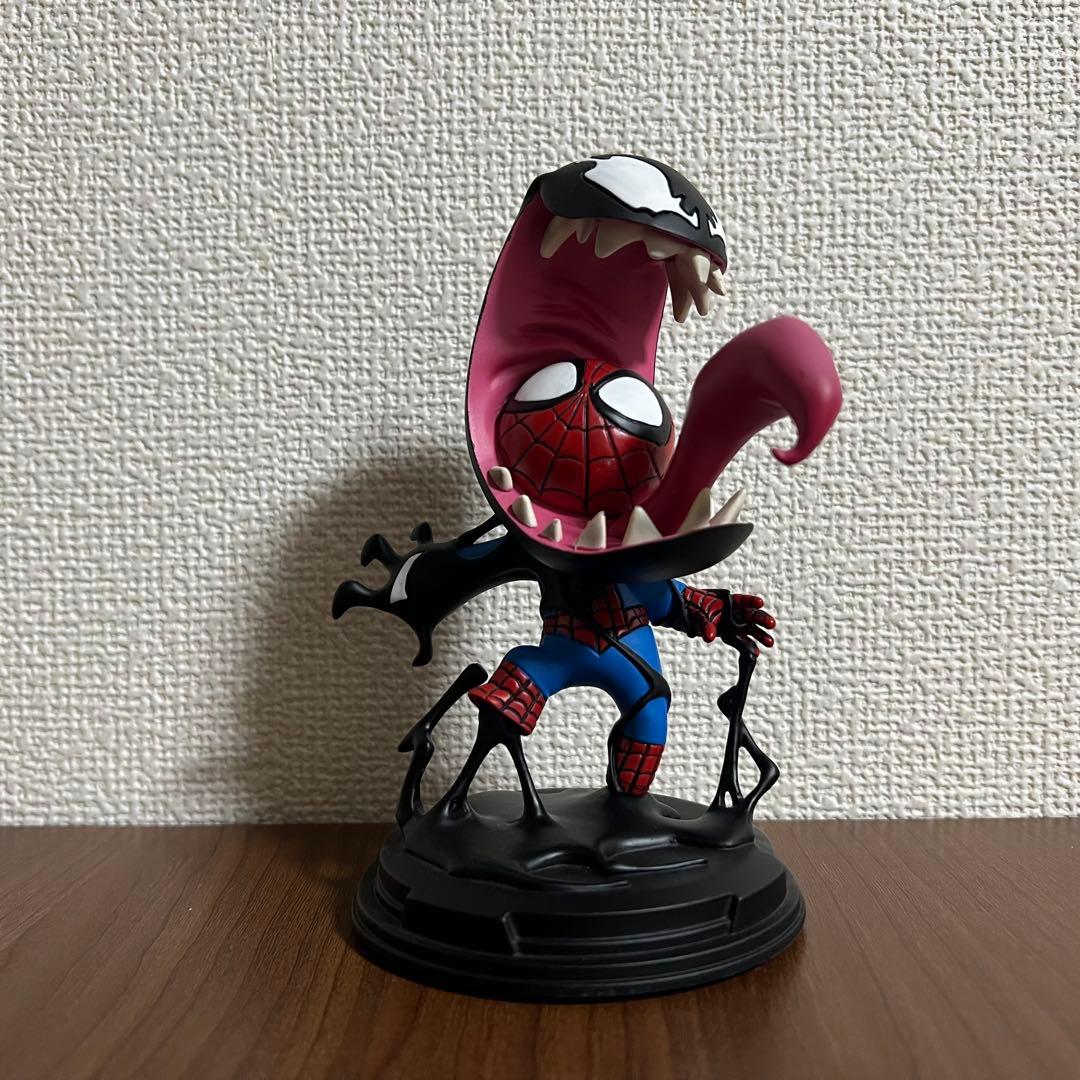 スパイダーマンvsヴェノム スタチュー ジェントルジャイアント
