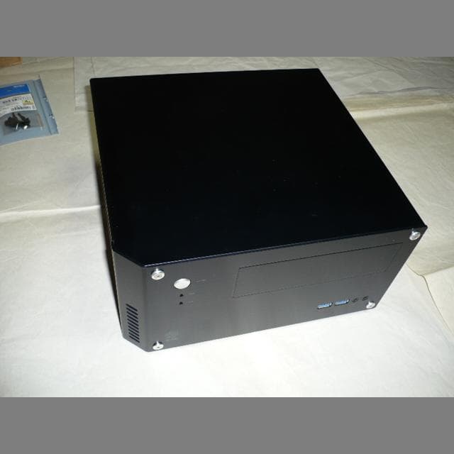 Abee acubic E30 黒 山洋電気ファン、延長ケーブル等をおまけで同梱