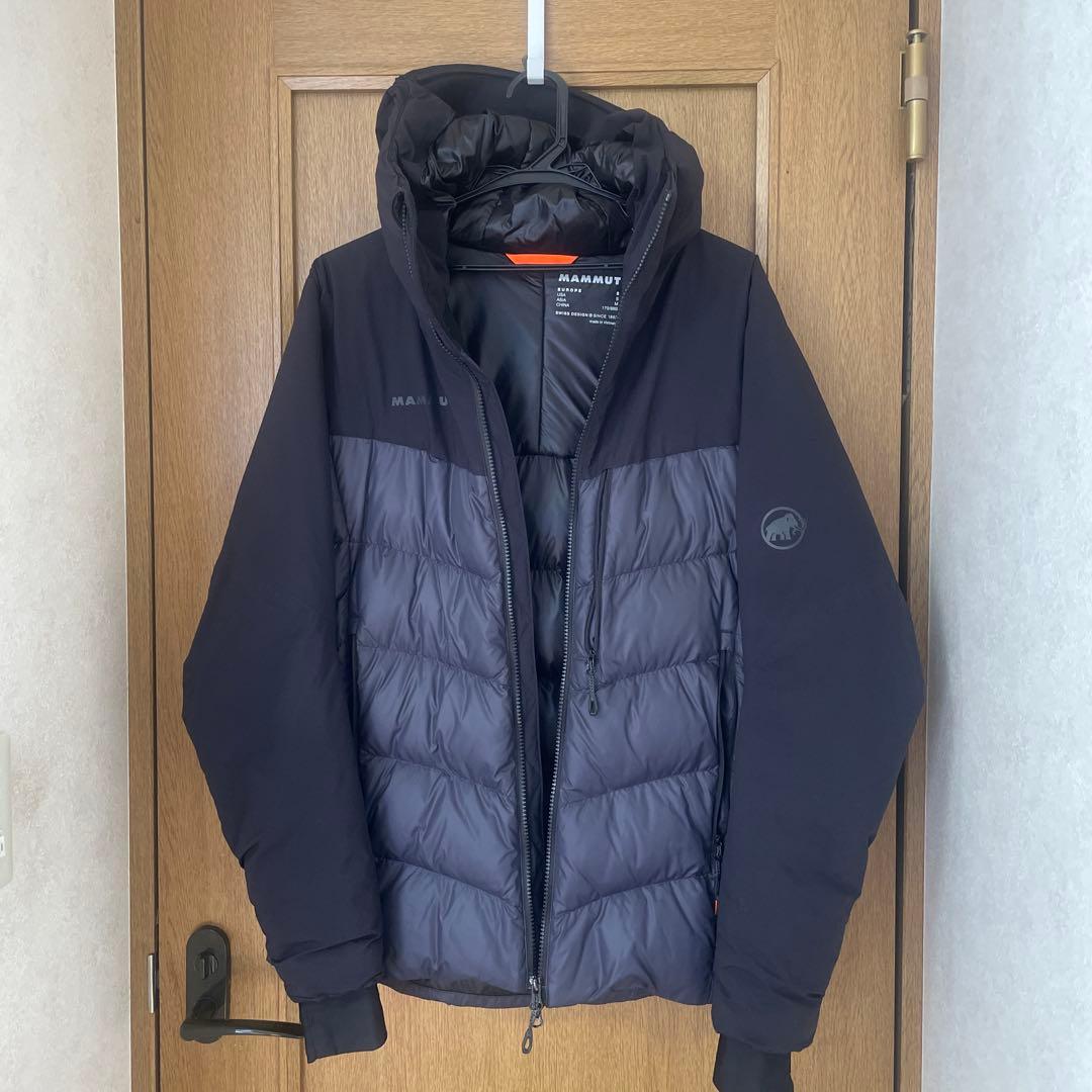 お値下げしました MAMMUT フード付きダウンジャケット 黒/グレー MAMMUT（マムート） ジャケット メンズ エクセロン ダウン フーディー