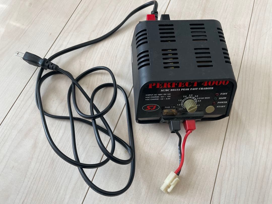 タミヤダートスラッシャーセット（バッテリー、充電器、プロポ