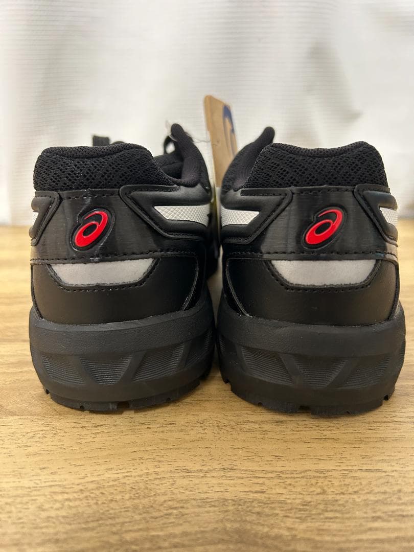 安全靴 アシックス 26.0cm 新品・未使用 箱無し WINJOB CP113