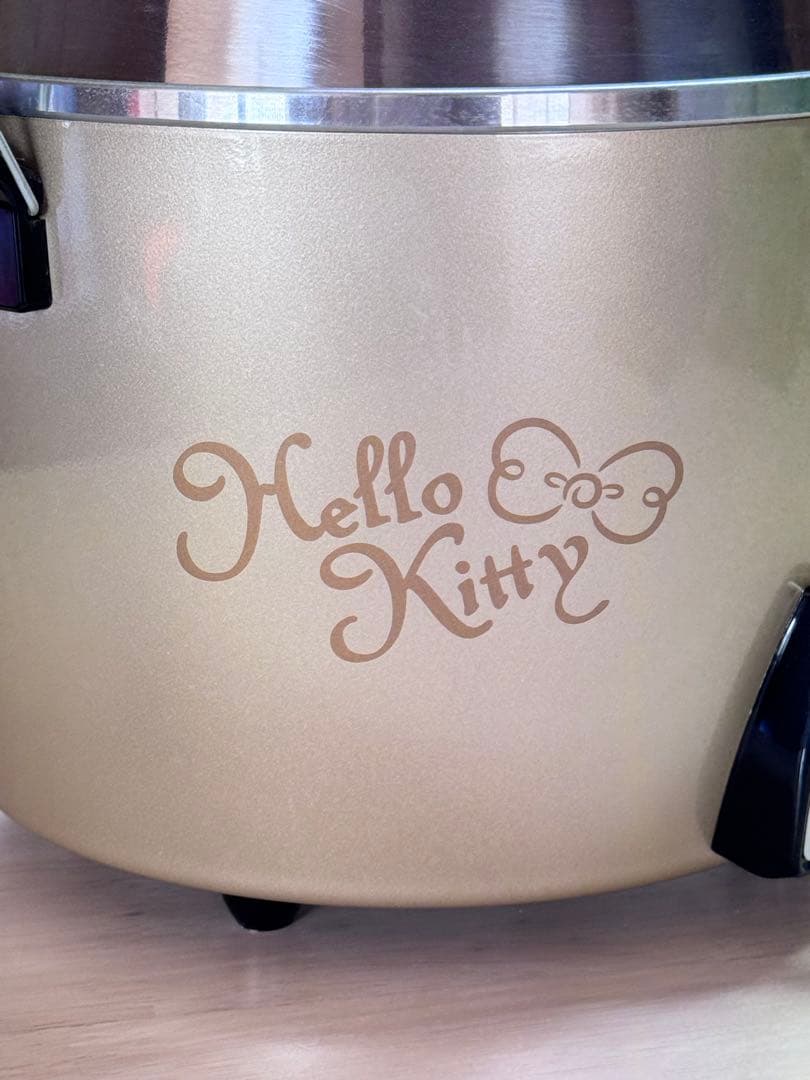 大同電鍋 10合 限定ハローキティーゴールドモデル Hello kitty