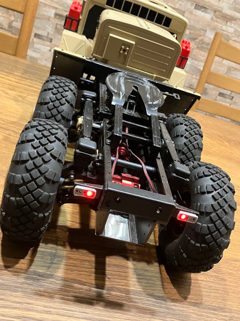 Bc8 Cross Rc 1/12 MAZ537