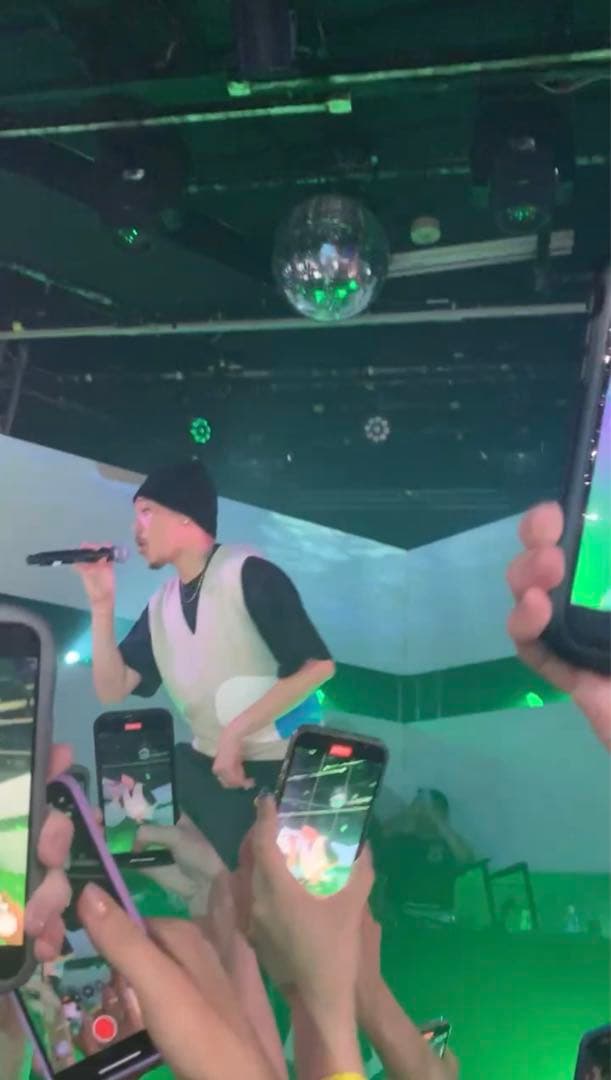 fake ass flowers ニットベストyo-sea着用　最終値下げ