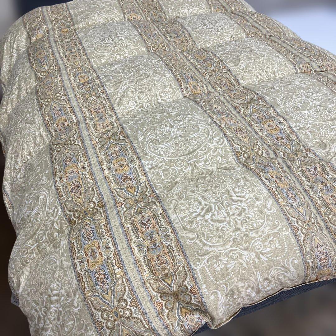 羽毛布団ダブル掛けふとん　立体キルト　羽毛専用ケース付き　西川 羽毛布団ダブル掛けふとん 立体キルト 羽毛専用ケース付き 西川 - メルカリ