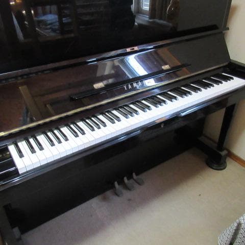 《YAMAHA》 ヤマハ アップライトピアノ U1H 〇調律カード付属〇