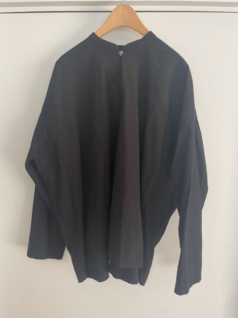 24SS arts&science Back smocking blouse - メルカリ