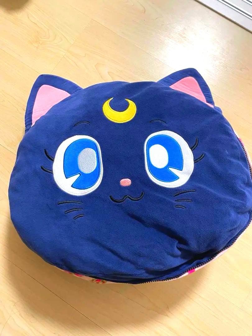 激レア】非売品限定100名BUFFERIN セーラームーン クッションルナ