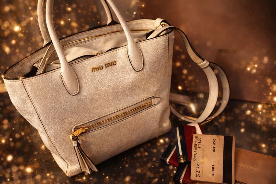 新品未使用　Miu Miu 5BG136 MADRAS ショルダーバッグ　箱付き miumiu Madras Leather Shoulder Bag Black - メルカリ