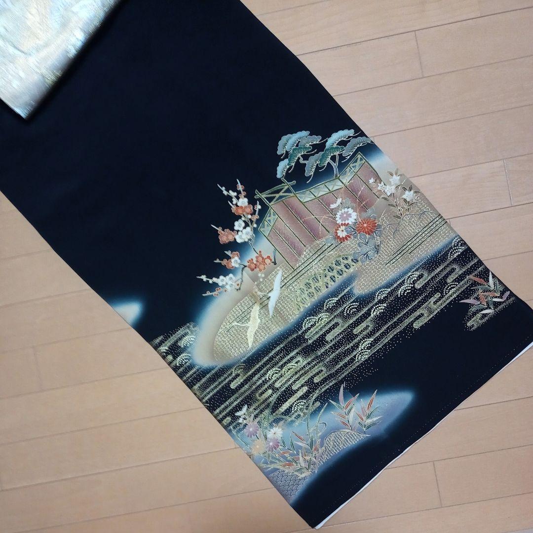 D02限定価格！☆USED美品☆ 結婚式 金彩 豪華 黒留袖6点セット - メルカリ