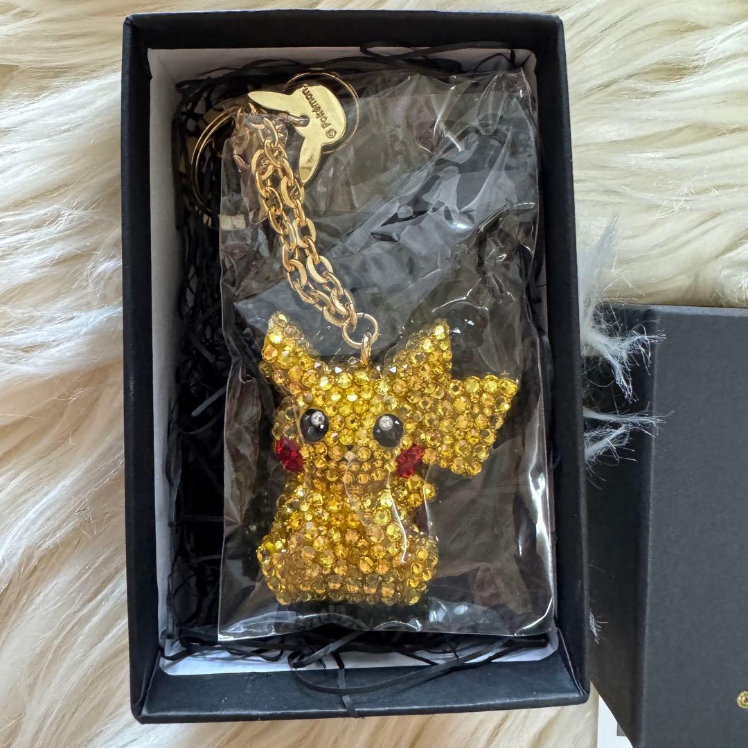 SWAROVSKI スワロフスキー ピカチュウ ポケモン おすわりピカチュウ