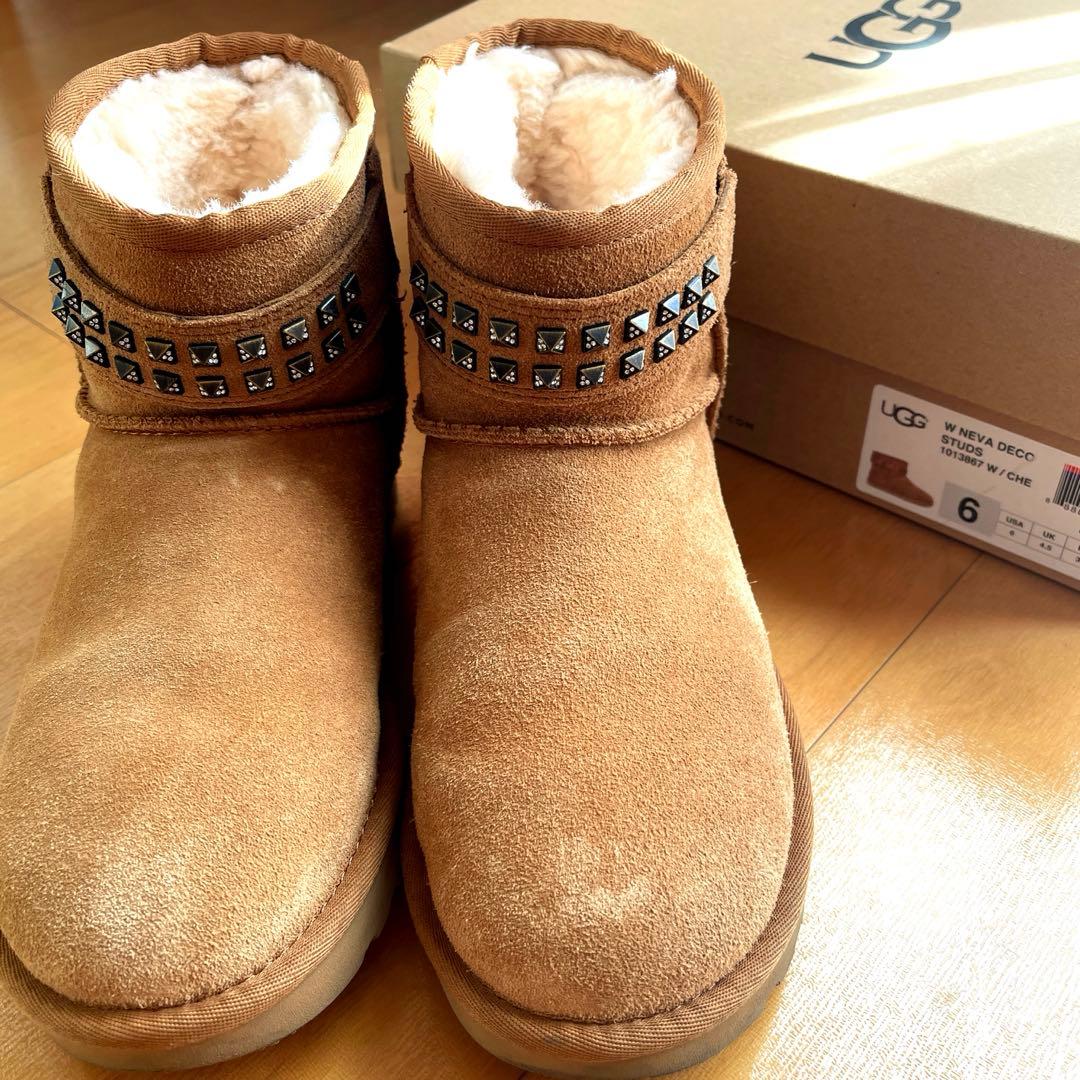 美品 UGG ムートンブーツ スタッズ サイズ23〜23.5