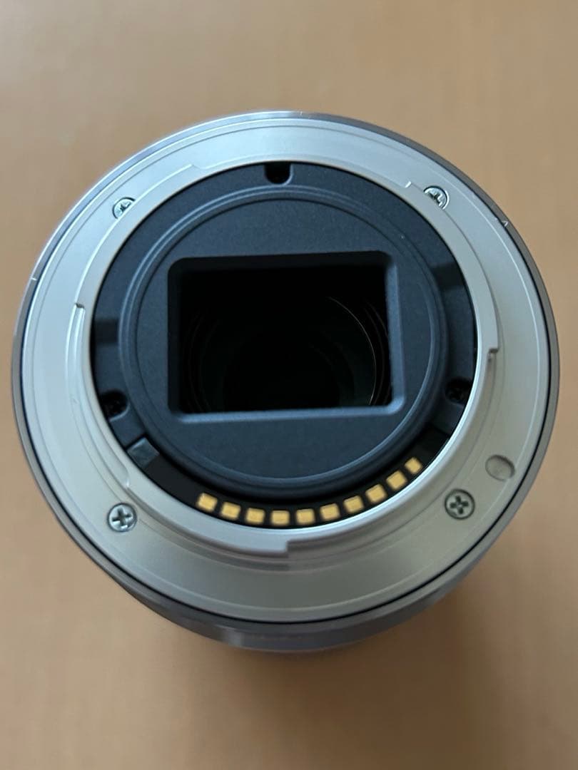 【ほぼ新品】SONY 望遠ズームレンズ E55-210mm F4.5-6.3