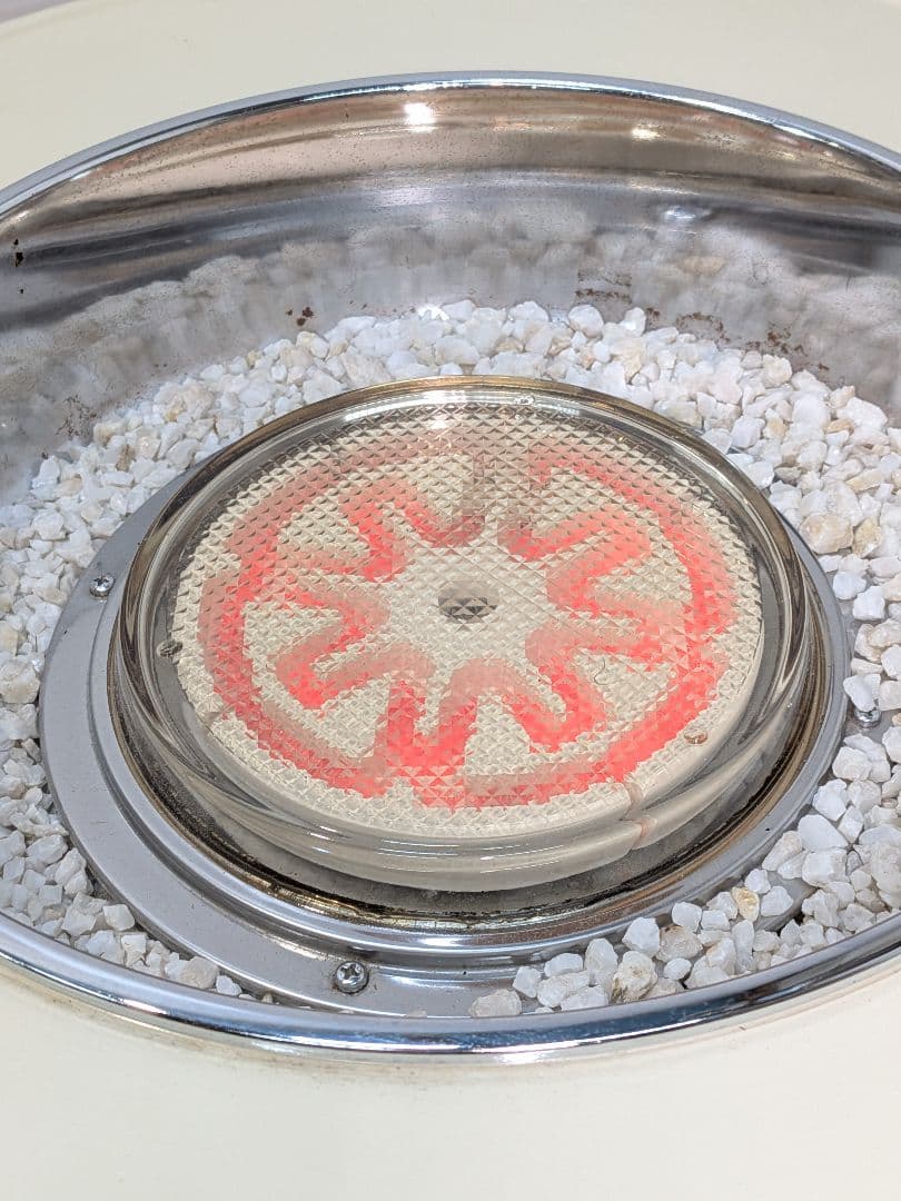 P922 昭和レトロポップ！トヨヒーター E1H-605型 遠赤外線電気あんか