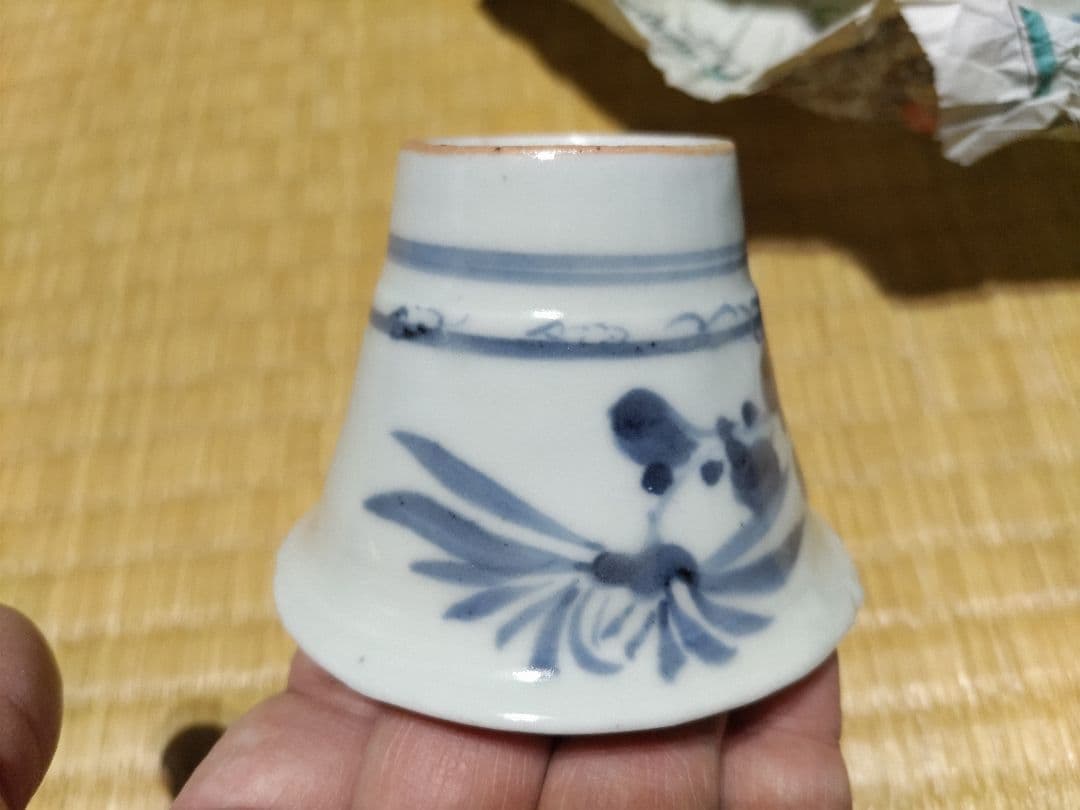 古伊万里 初期様式 広東型 そば猪口 菊絵 生掛け・厚底 - メルカリ