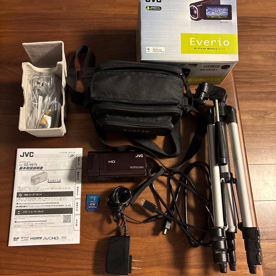 JVC GZ-V675 ビデオカメラ 本体 ケース 三脚 説明書つき - メルカリ