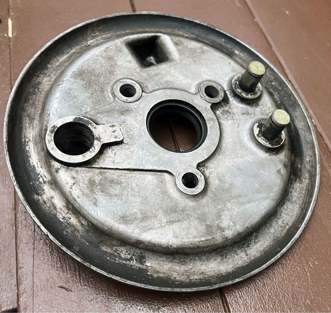 Vespa 50s ／100純正リヤブレーキリアハブ バックプレート - メルカリ