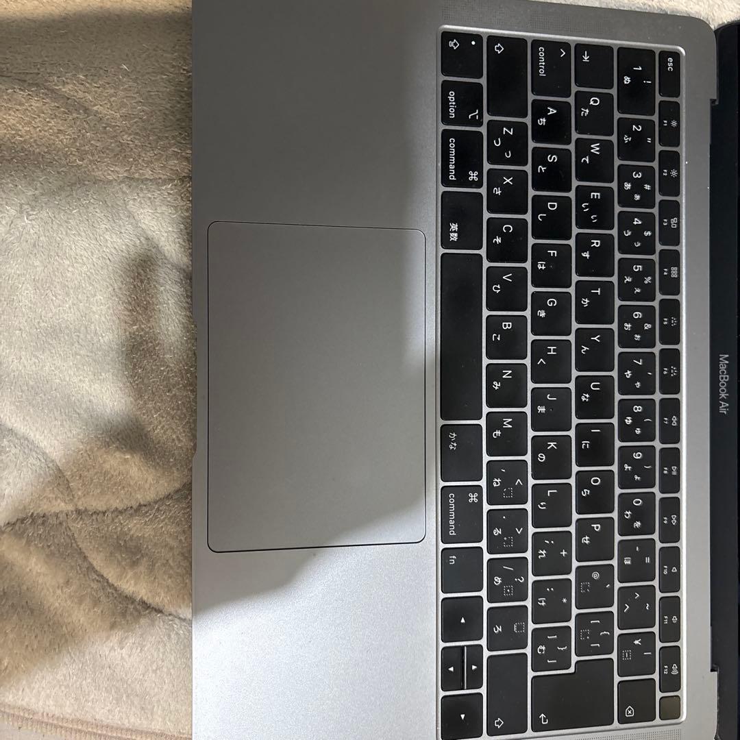 MacBookAir2018モデル128GBシルバー 充電器箱付 - メルカリ