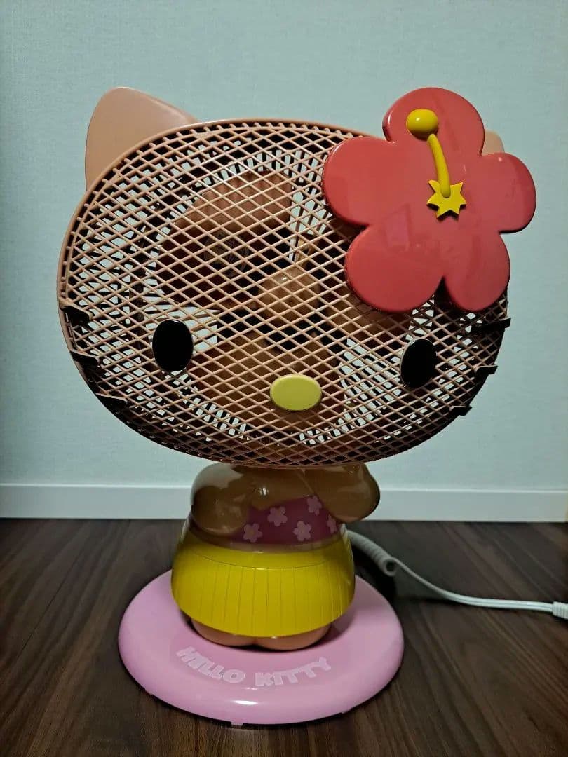 日焼けキティ 扇風機 日焼けキティ一番くじ扇風機♡ - メルカリ