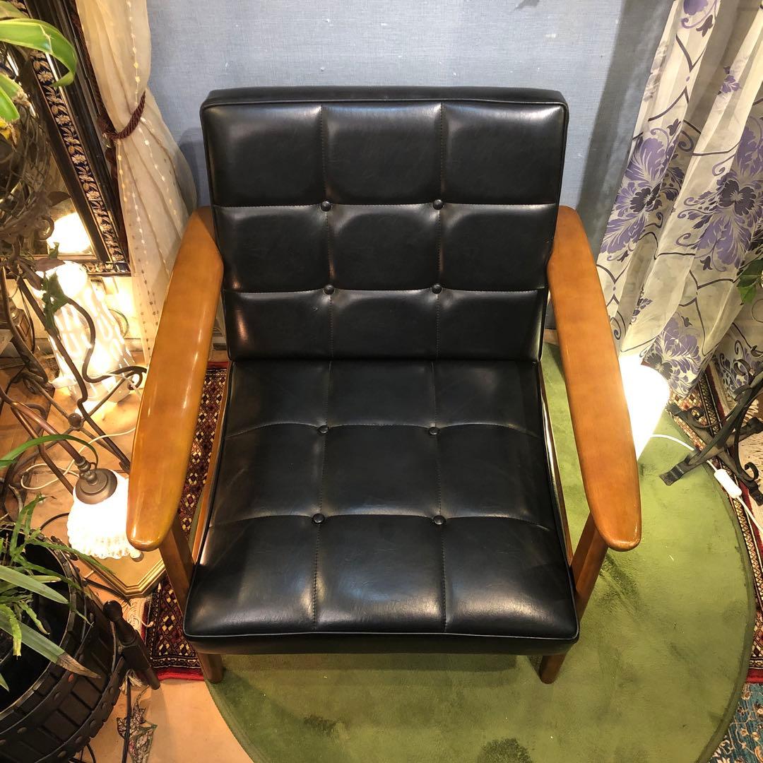 リ*中様 B class カリモク1シーター チェアソファー レトロ ブラック