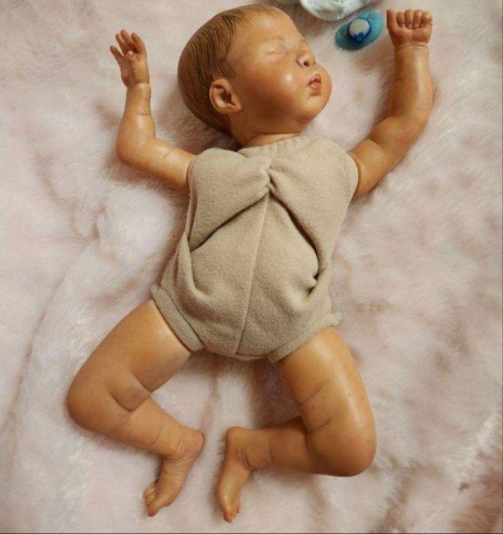 ひろみん様専用ページ】リボーンドール 小さなリアル赤ちゃん 未熟児