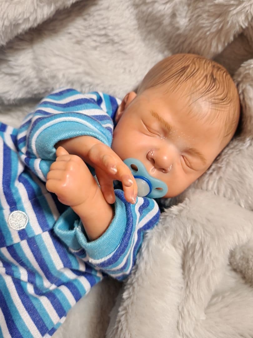 ひろみん様専用ページ】リボーンドール 小さなリアル赤ちゃん 未熟児