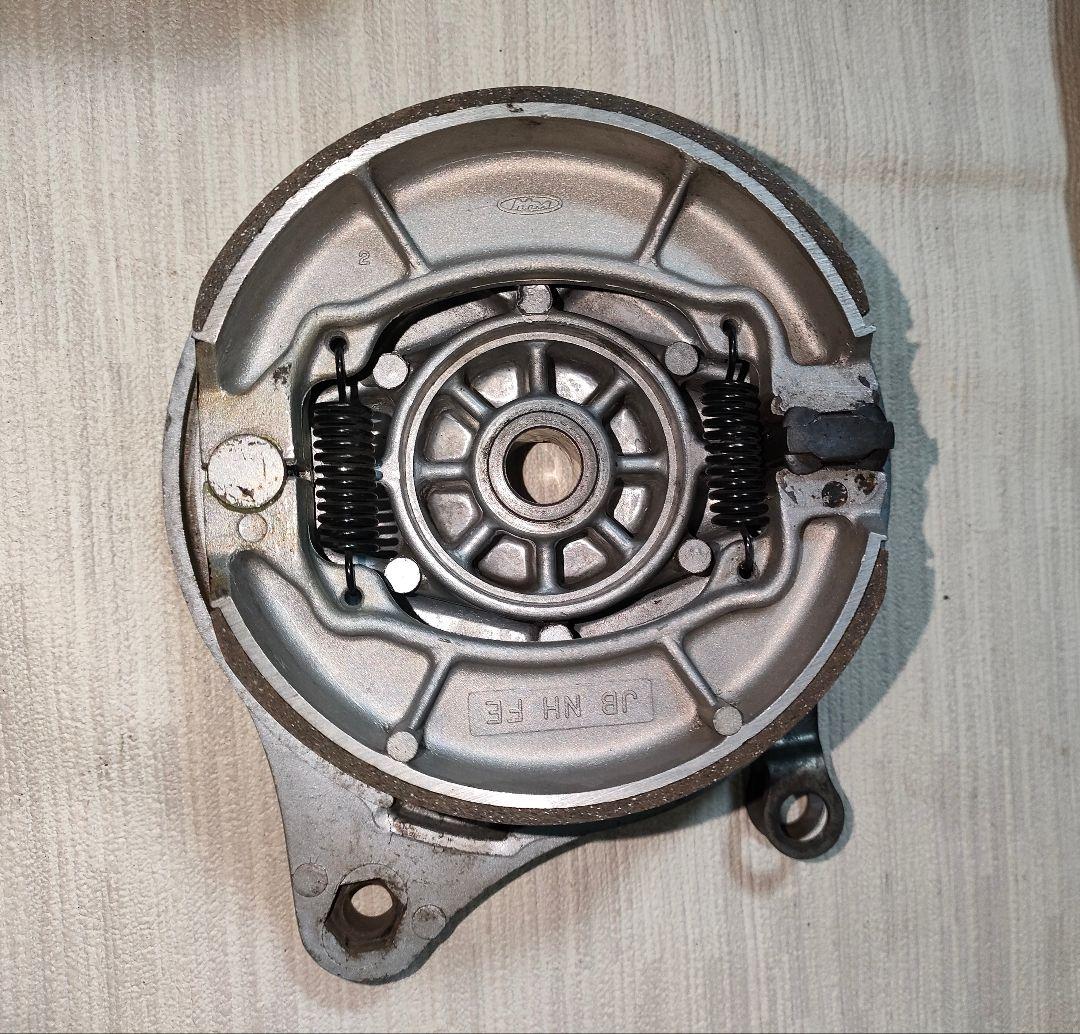 プレスカブ リヤホイール、スイングアーム リム腐食穴有り - メルカリ