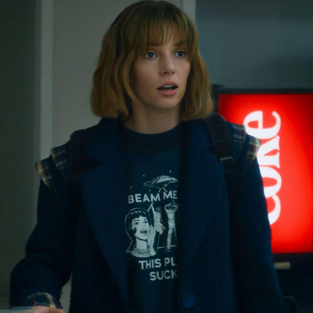 Netflix公式 ストレンジャーシングス スウェット ロビン XL - メルカリ