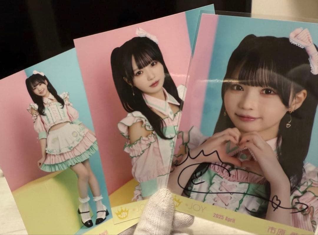 ニアジョイ 市原愛弓 ダイナー衣装 生写真 直筆 ヨリ - メルカリ