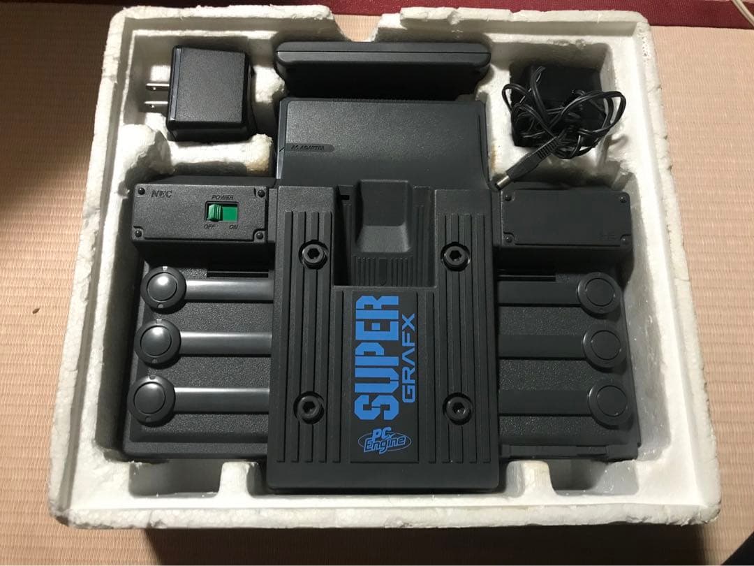 PCエンジンスーパーグラフィックスPITG4 ソフト2本付き