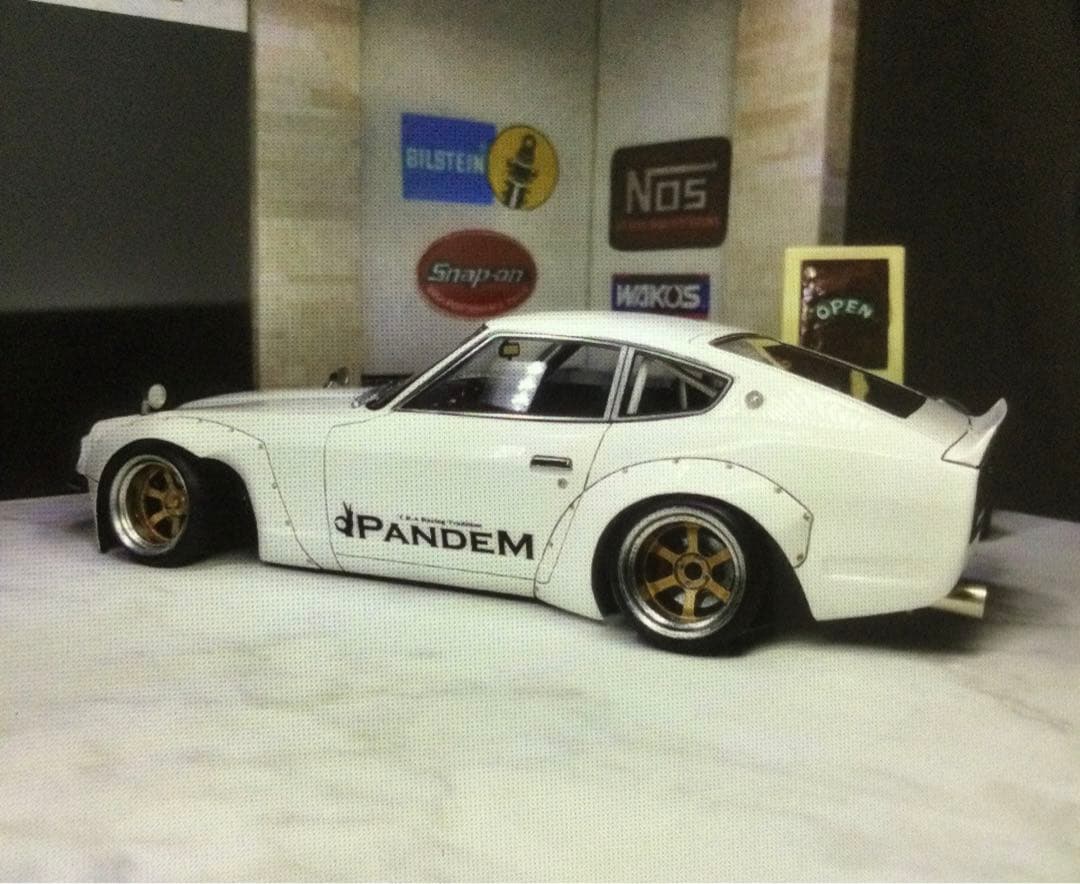 イグニッションモデル1/18 PANDEM S30Z 白 シャツおまけ付き - メルカリ