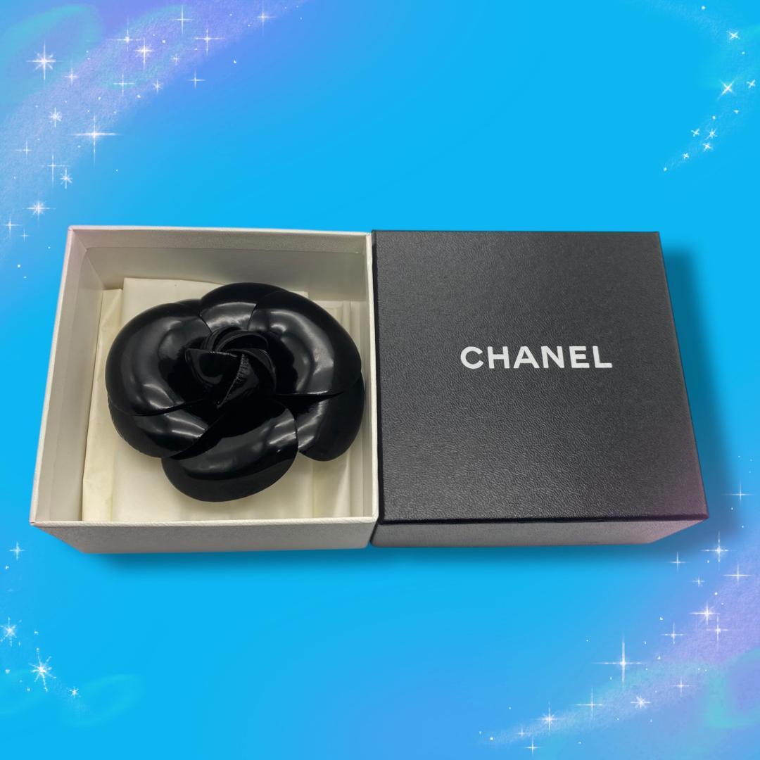《美品》シャネル　コサージュ　ブローチ　カメリア　エナメル　ブラック