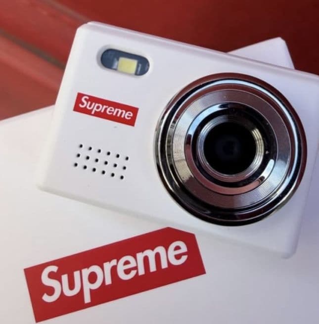 Supreme / Digital Camera Keychain (白)|mercariメルカリ官方指定廠商