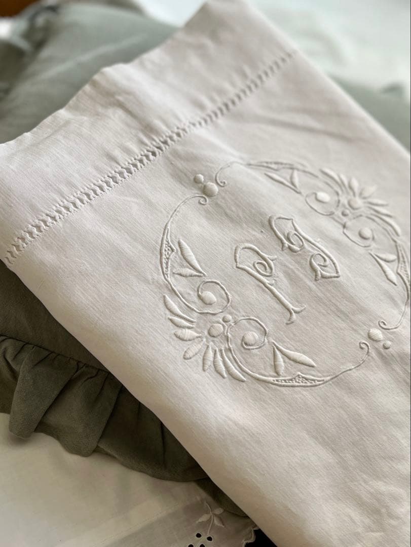 ◇フランスアンティーク｜美品手刺繍イニシャル大判リネンシーツ白