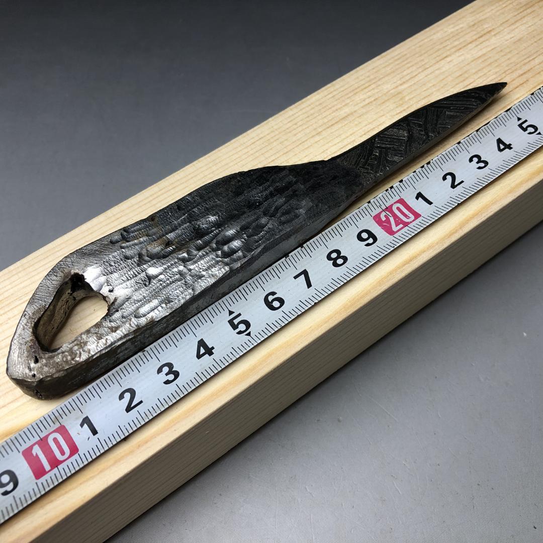 b*b様 アルタイ隕石 鉄隕石 メテオライト 模造刀 重さ約152g 共箱