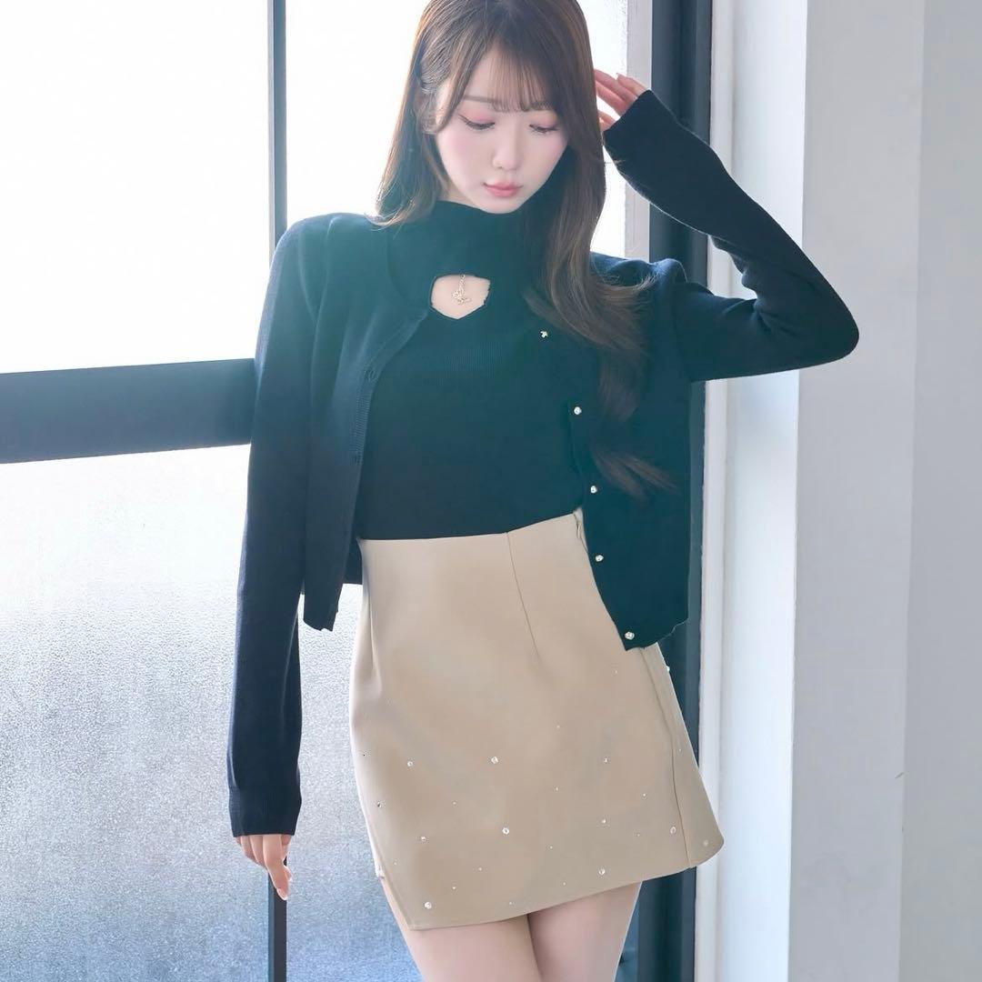 新品タグ付きロゼミューズ Chest charm Ens. knit tops Chest charm Ens. knit tops – BUNNY APARTMENT