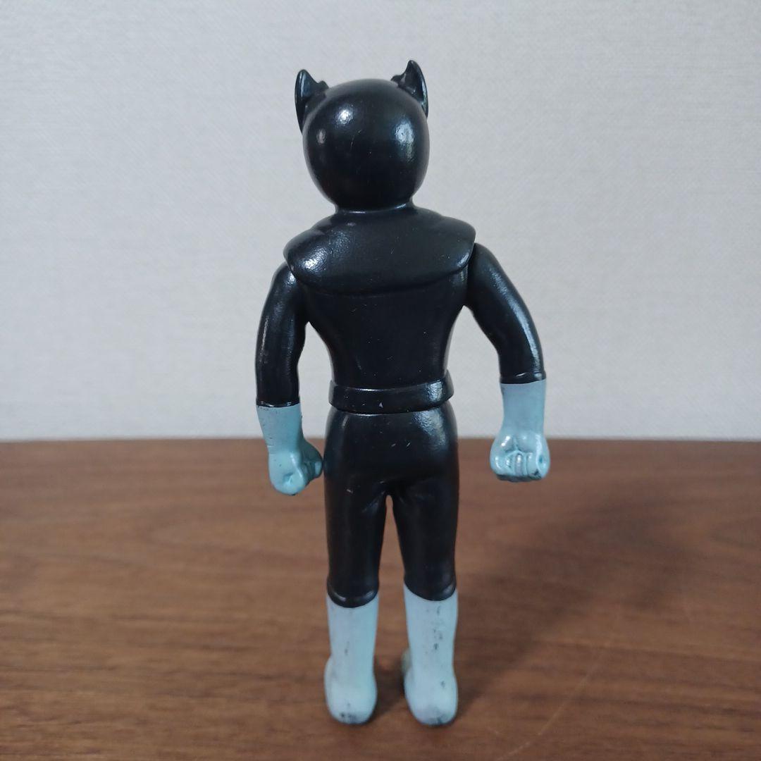 無版権 パチもの 「仮面ライダーストロンガー」風のソフビフィギュア