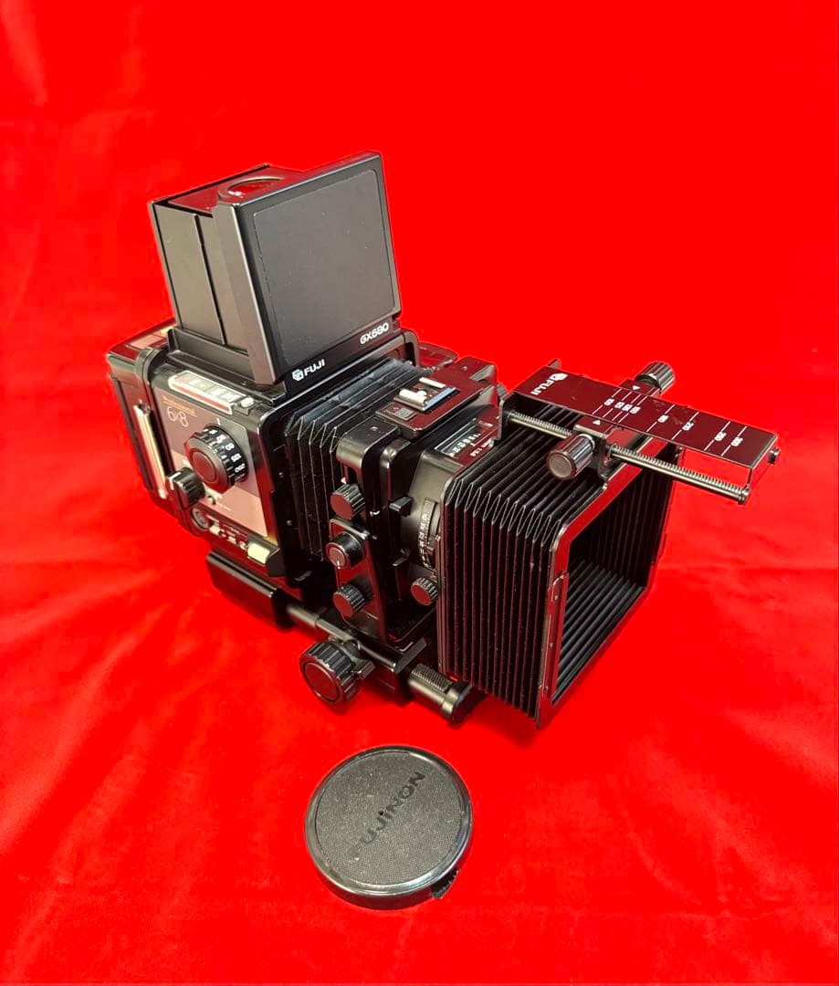 FUJI GX680 ￼ Professional Camera Review: Fujifilm GX 680 III S Professional - Japan Camera