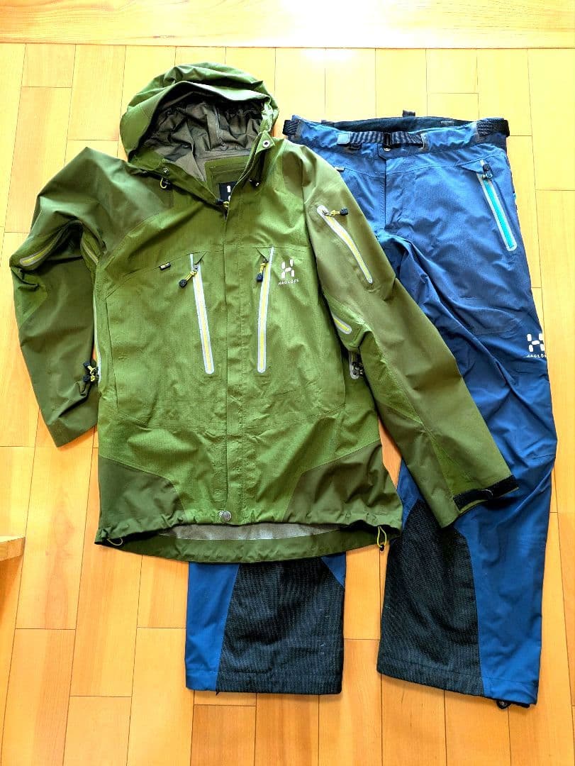 人気ホグロフス GORE-TEX上下セット Sサイズ スキー・スノーボード