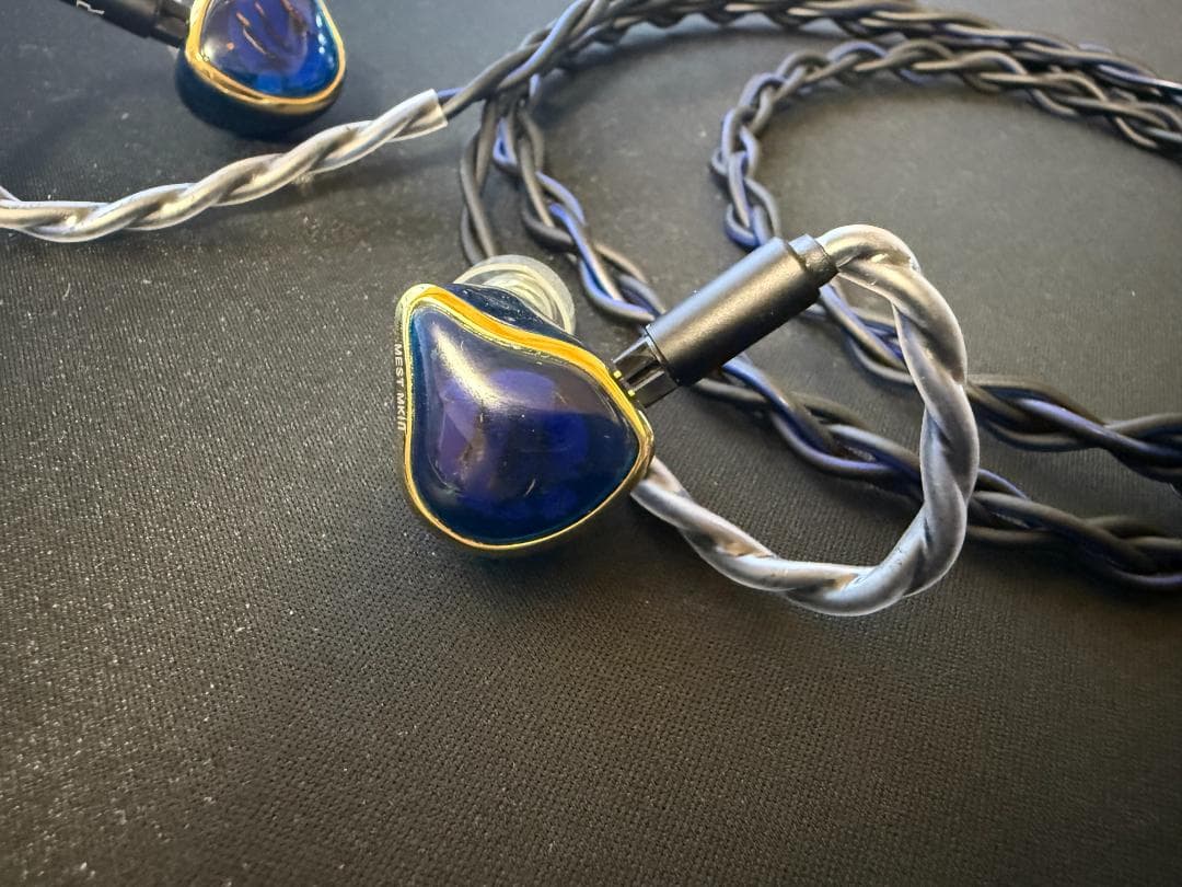 イヤホン UNIQUE MELODY MEST MKIII CF 4.4mm