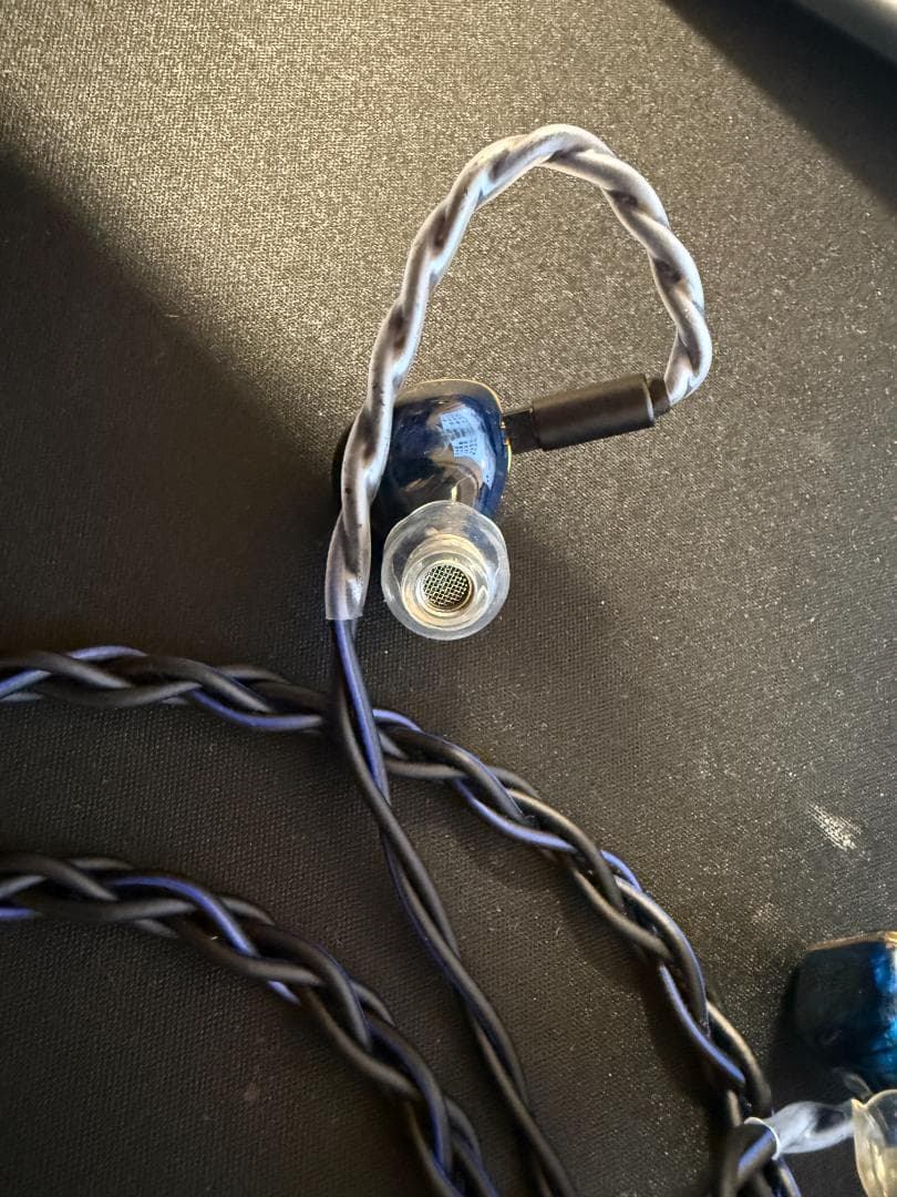 イヤホン UNIQUE MELODY MEST MKIII CF 4.4mm