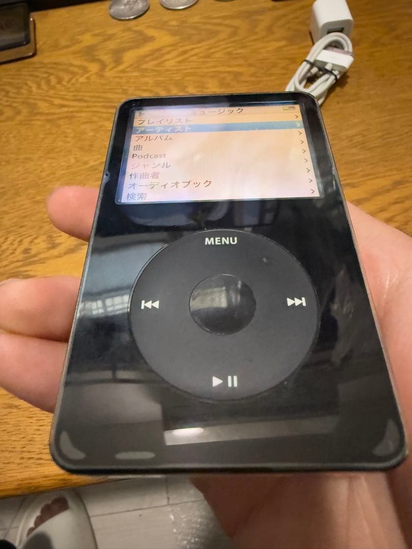 iPod Classic A1136 80GB 美品 動作確認済み ケーブル付 - メルカリ