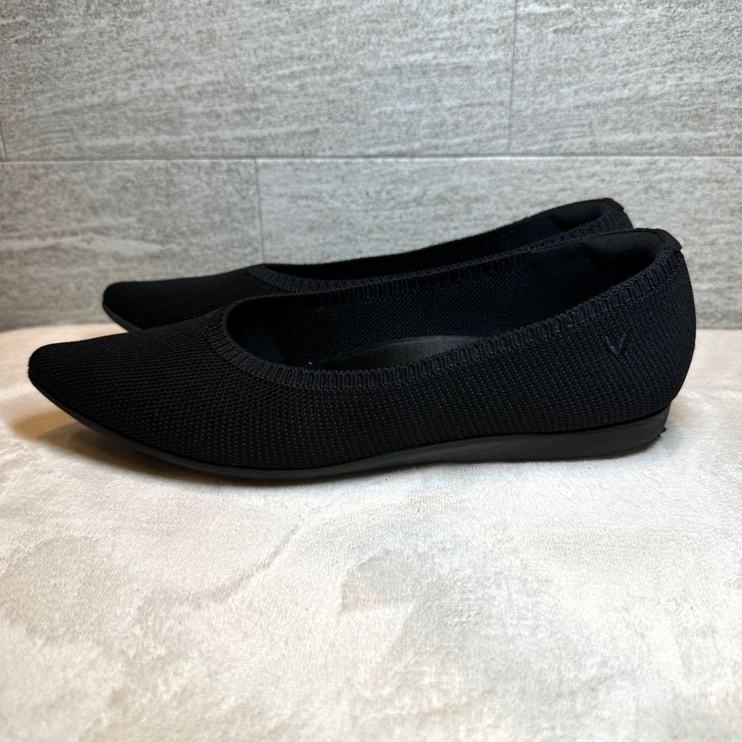 美品⭐︎VIVAIA Aria Walker 超軽量 厚底 フラットシューズ - メルカリ
