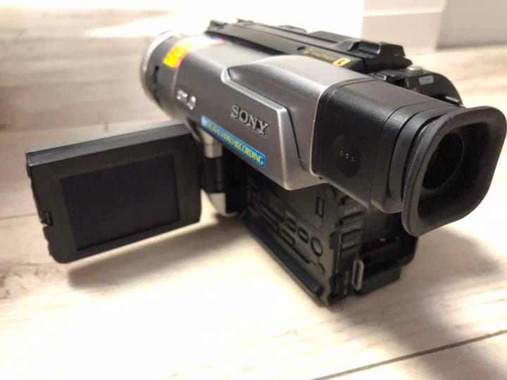激レア】SONY DCR-TRV110K(8ミリビデオテープ×4本付)