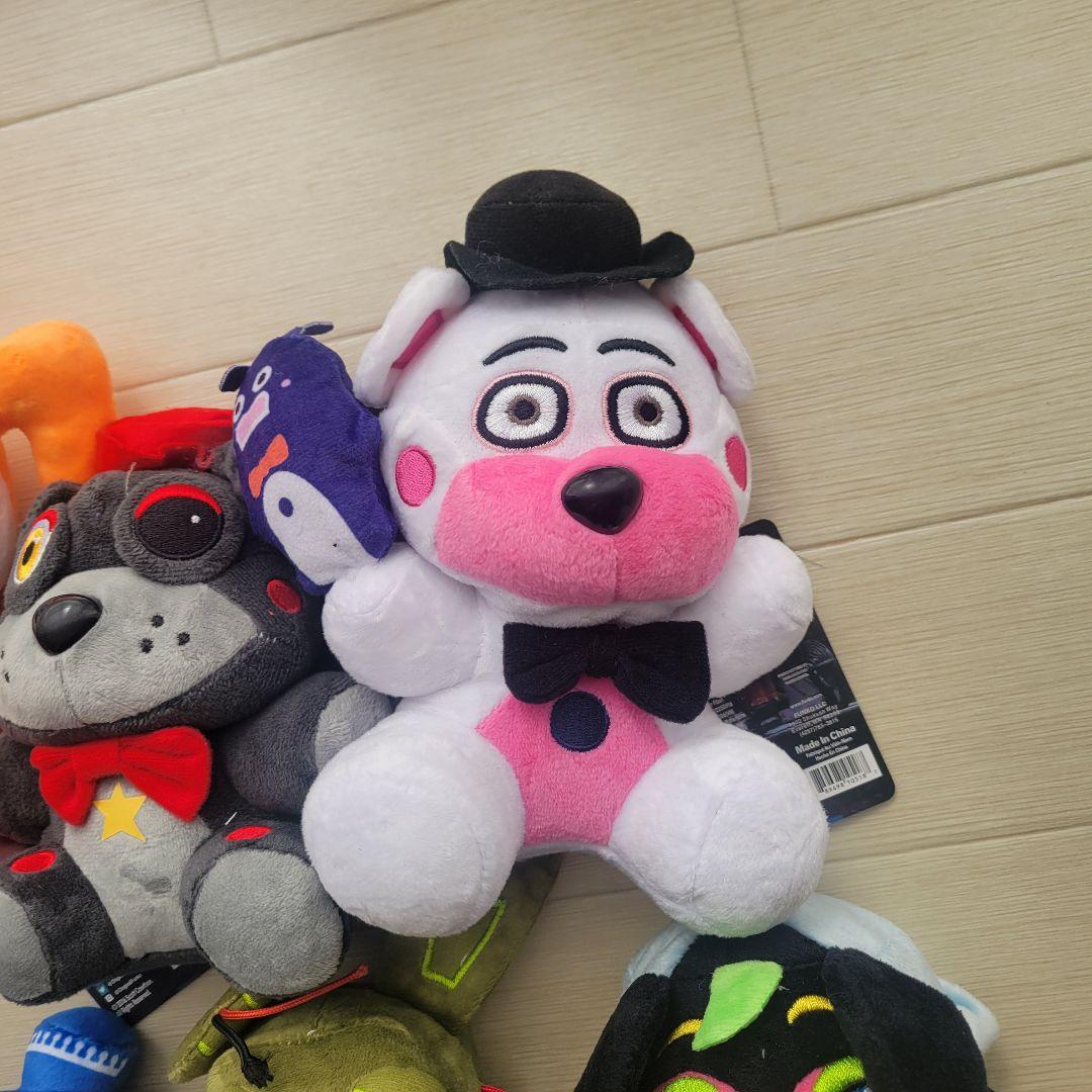 fnaf ファイブナイツアットフレディーズ ぬいぐるみ まとめ売り - メルカリ