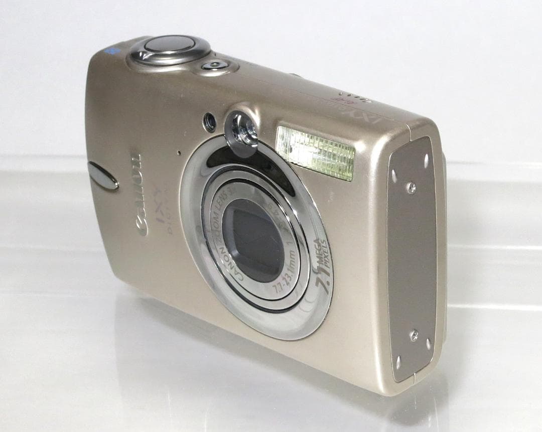 Canon IXY DIGITAL 700 完動品 純正バッテリー、充電器付属 - デジタル
