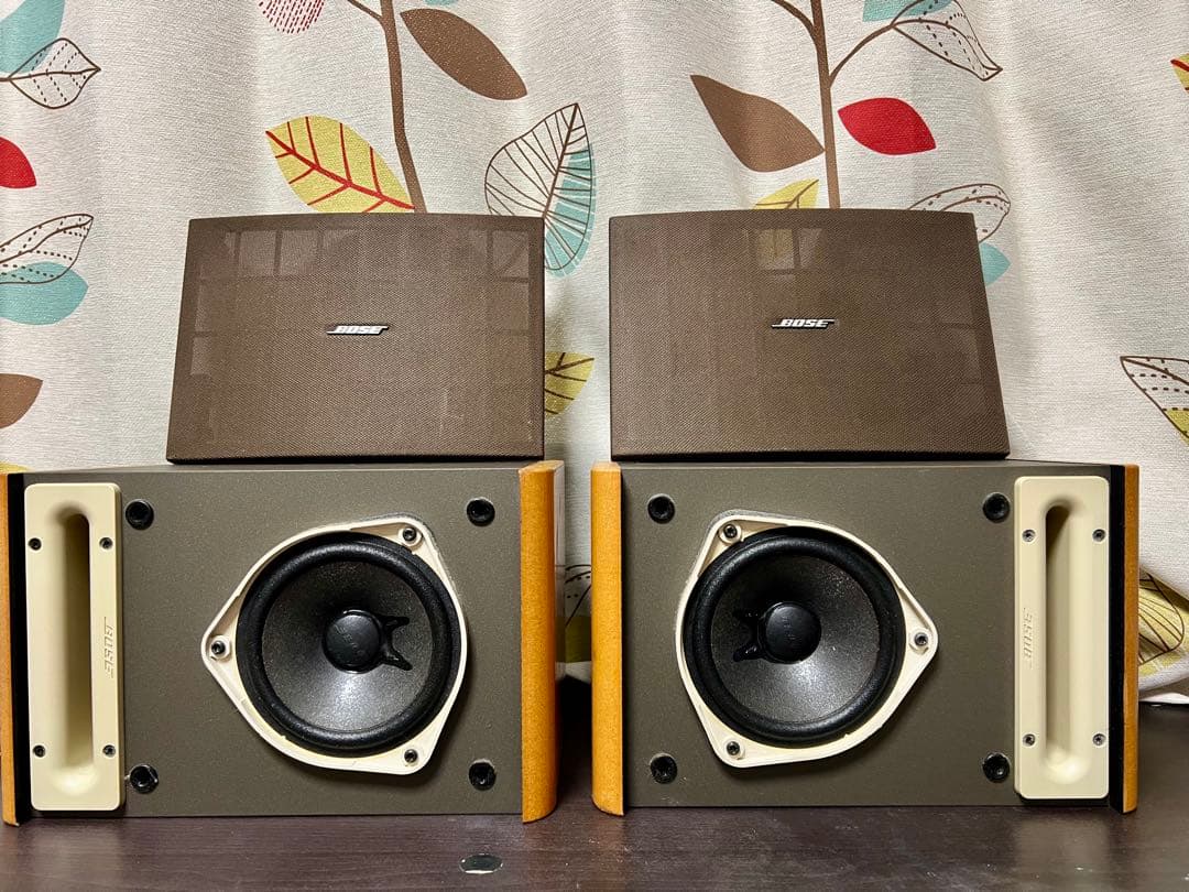 美品 BOSE ボーズ120 121 スピーカーペア セット 連番 おまけ付き