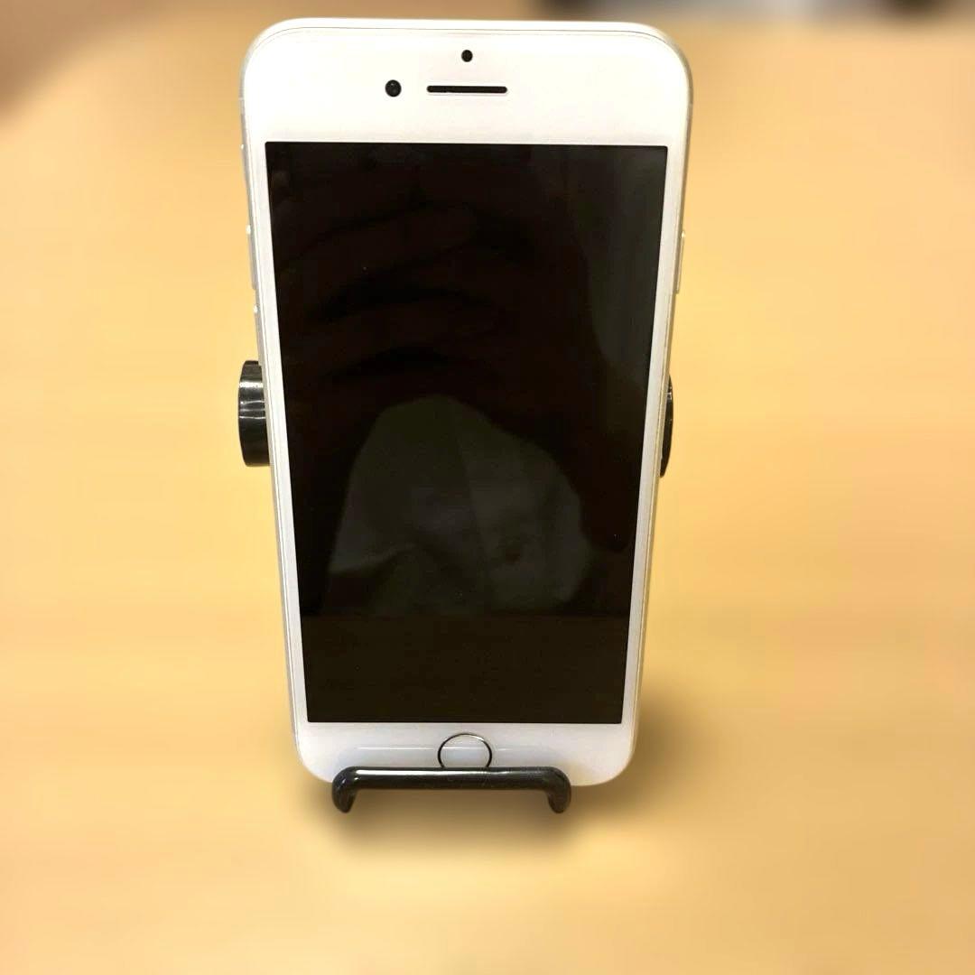 iPhone7 SIMフリー シルバー 初期化済み - メルカリ