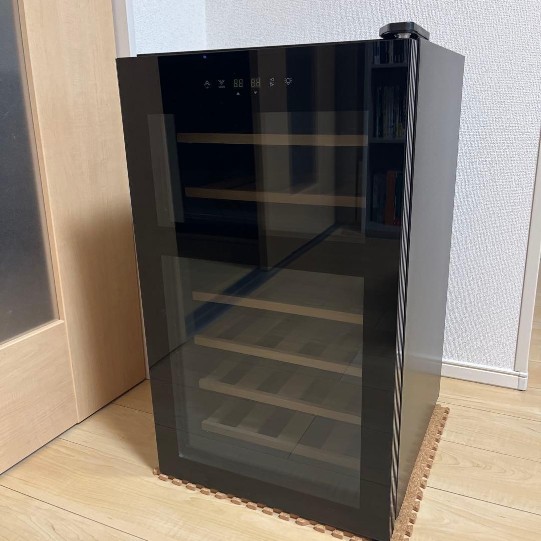 PulsQ BWC-024P ワインセラー 昆虫 クワガタ カブトムシ飼育 24ボトル BWC-024P | ワインセラー PlusQ（プラスキュー）公式サイト