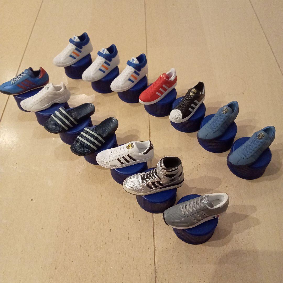 アディダス ペットボトルキャップ スニーカーペットボトルキャップ 14